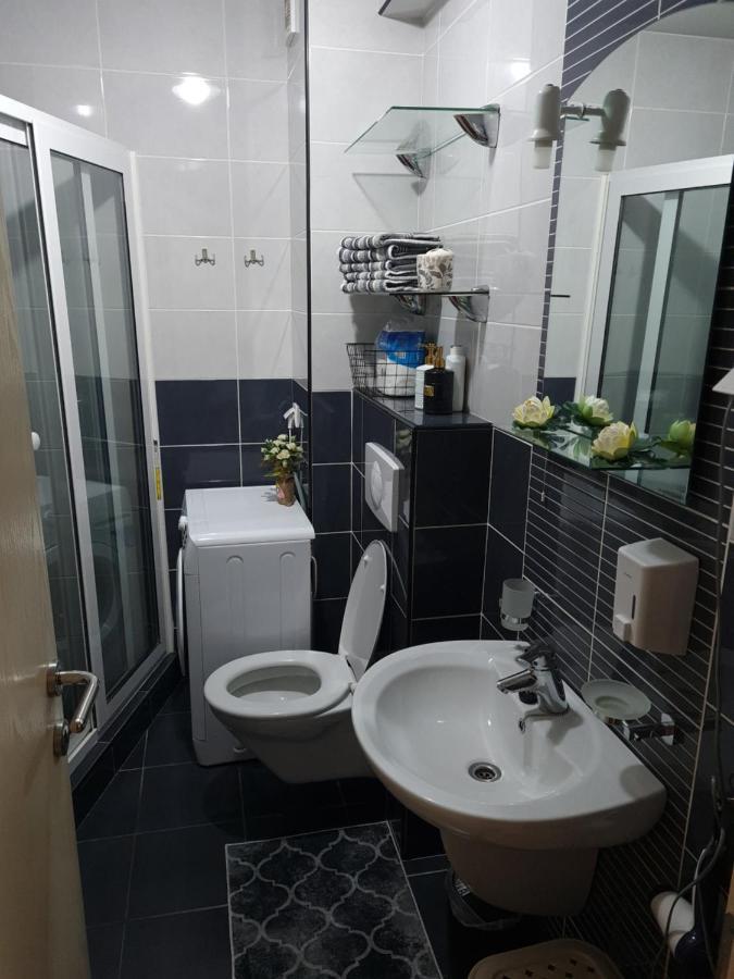 Apartman Centar Lux Budva Ngoại thất bức ảnh